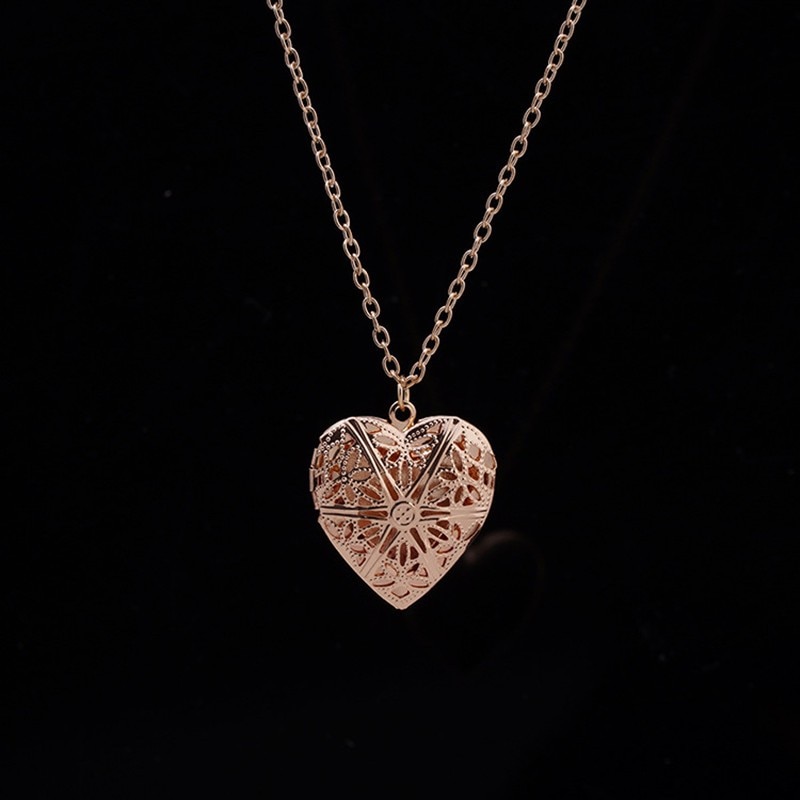 Women's Heart Shaped Pendant Necklace