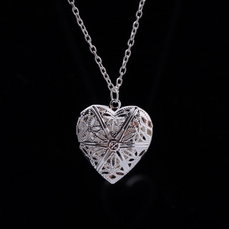 Women's Heart Shaped Pendant Necklace